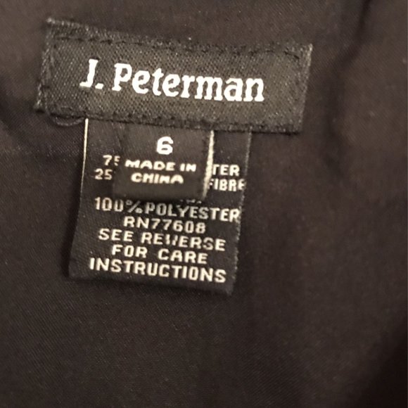 I Peterman Red And Black Dress With Metallic Shine - Picture 3 of 6